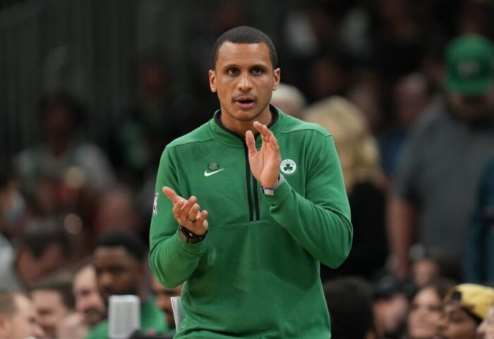 Joe Mazzulla officially named Celtics head coach, receives contract  extension – Blue Gold Sports